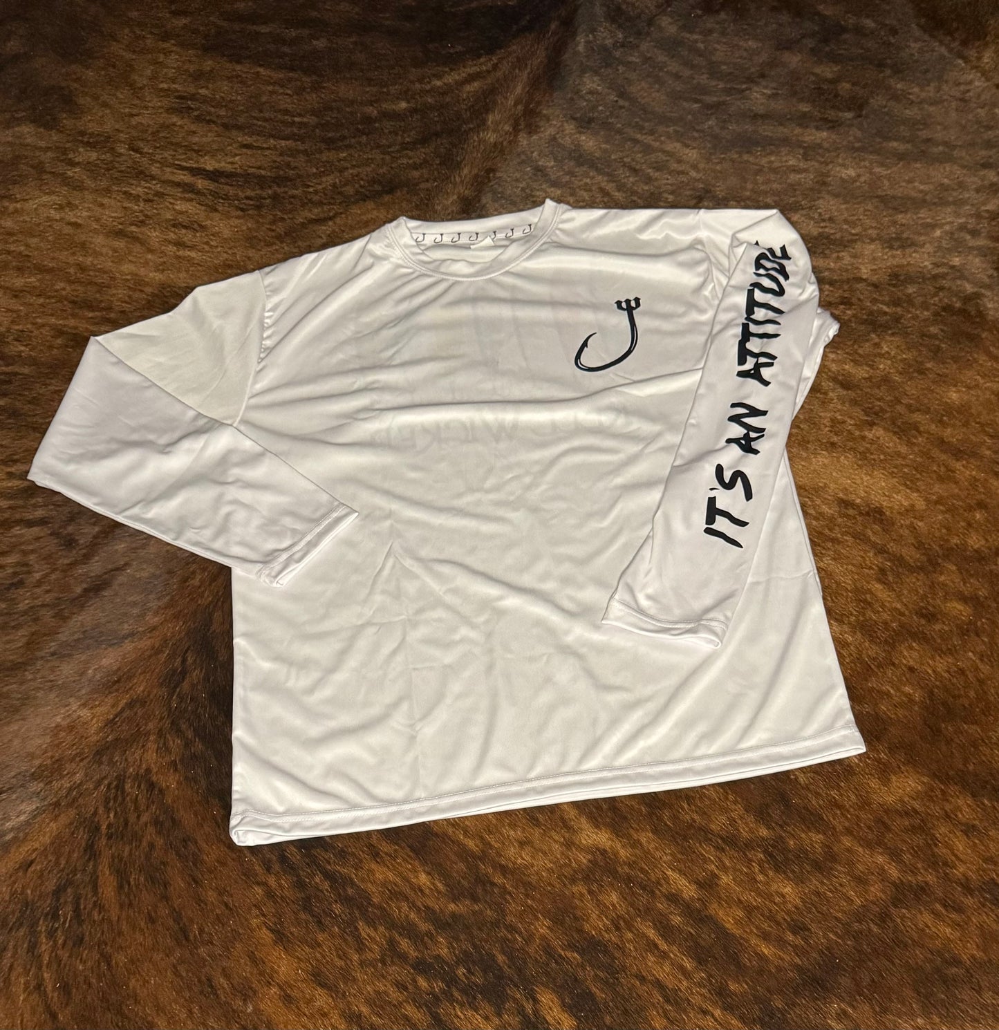 V23 White Lures Performance Hood